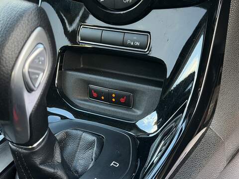 Ford Fiesta 1.0T EcoBoost Titanium Hatchback 5dr Petrol Powershift Euro 6 (100 ps) - U2276