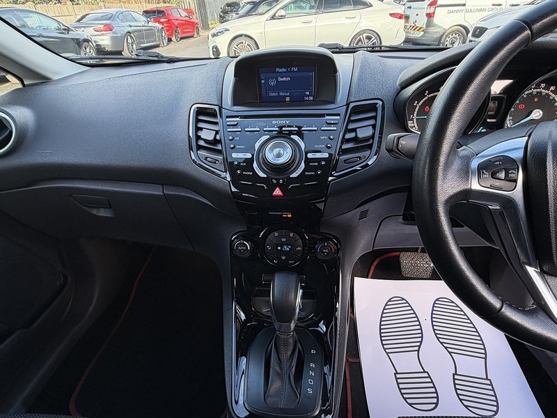 Ford Fiesta 1.0T EcoBoost Titanium Hatchback 5dr Petrol Powershift Euro 6 (100 ps) - U2276