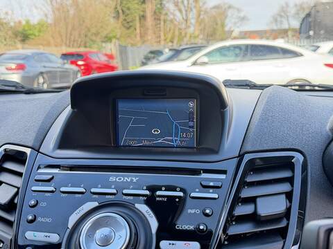 Ford Fiesta 1.0T EcoBoost Titanium Hatchback 5dr Petrol Powershift Euro 6 (100 ps) - U2276