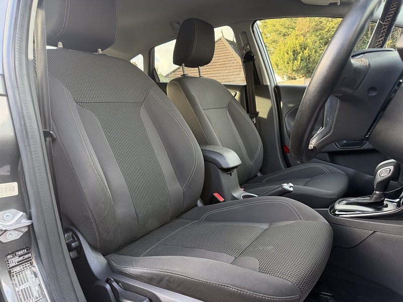 Ford Fiesta 1.0T EcoBoost Titanium Hatchback 5dr Petrol Powershift Euro 6 (100 ps) - U2276