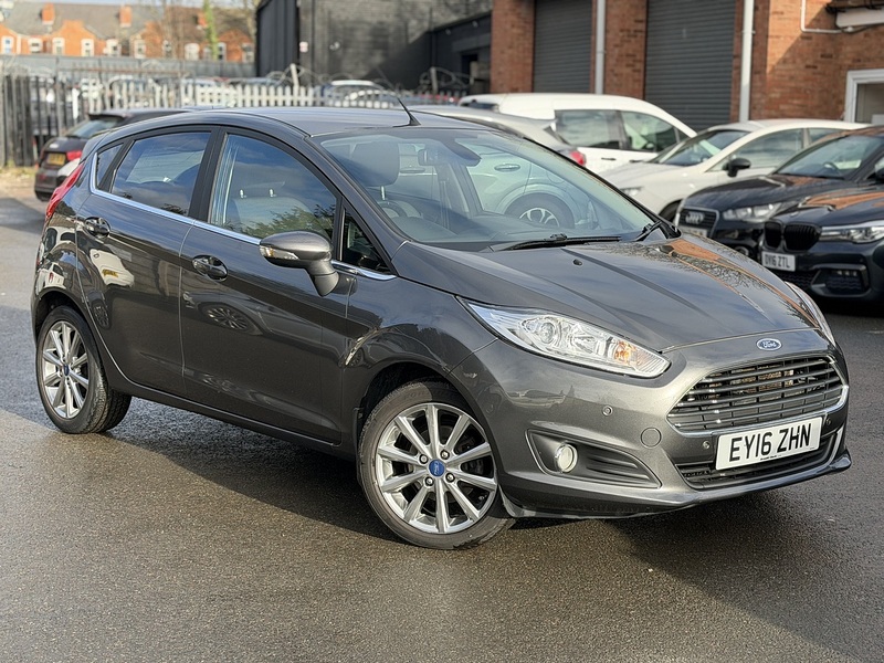 Ford Fiesta 1.0T EcoBoost Titanium Hatchback 5dr Petrol Powershift Euro 6 (100 ps) - U2276
