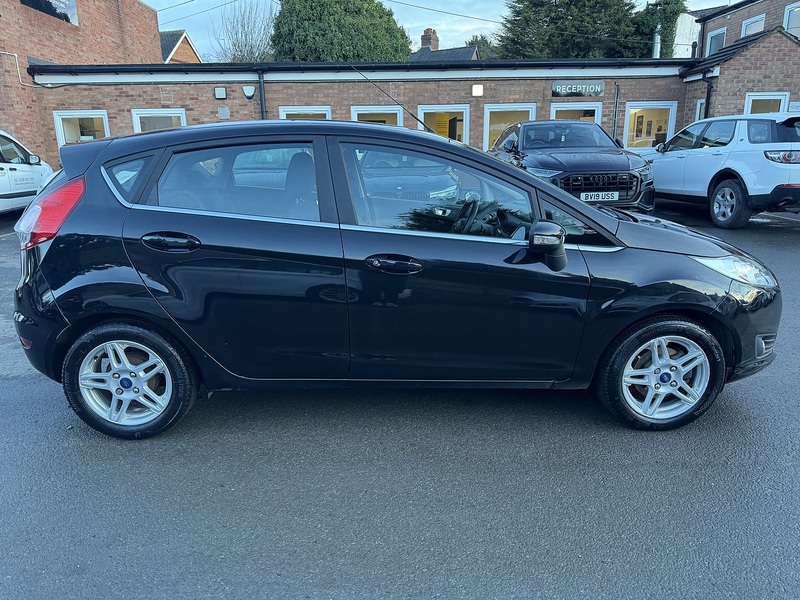 Ford Fiesta 1.0T EcoBoost Zetec Hatchback 5dr Petrol Manual Euro 5 (s/s) (100 ps) - U2279
