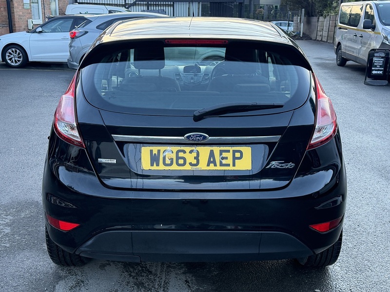 Ford Fiesta 1.0T EcoBoost Zetec Hatchback 5dr Petrol Manual Euro 5 (s/s) (100 ps) - U2279