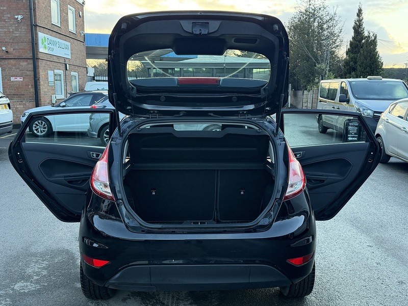 Ford Fiesta 1.0T EcoBoost Zetec Hatchback 5dr Petrol Manual Euro 5 (s/s) (100 ps) - U2279