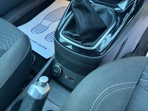 Ford Fiesta 1.0T EcoBoost Zetec Hatchback 5dr Petrol Manual Euro 5 (s/s) (100 ps) - U2279