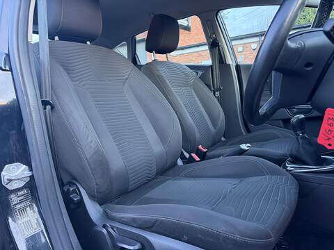 Ford Fiesta 1.0T EcoBoost Zetec Hatchback 5dr Petrol Manual Euro 5 (s/s) (100 ps) - U2279