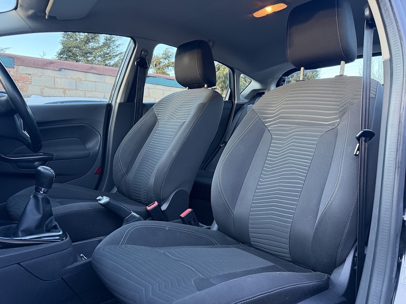 Ford Fiesta 1.0T EcoBoost Zetec Hatchback 5dr Petrol Manual Euro 5 (s/s) (100 ps) - U2279