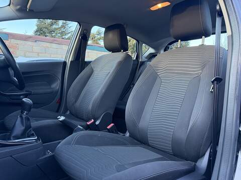 Ford Fiesta 1.0T EcoBoost Zetec Hatchback 5dr Petrol Manual Euro 5 (s/s) (100 ps) - U2279