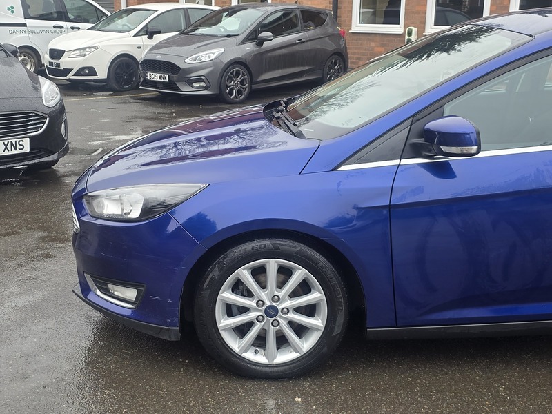 Ford Focus 1.0T EcoBoost Titanium Hatchback 5dr Petrol Auto Euro 6 (s/s) (125 ps) - U2281