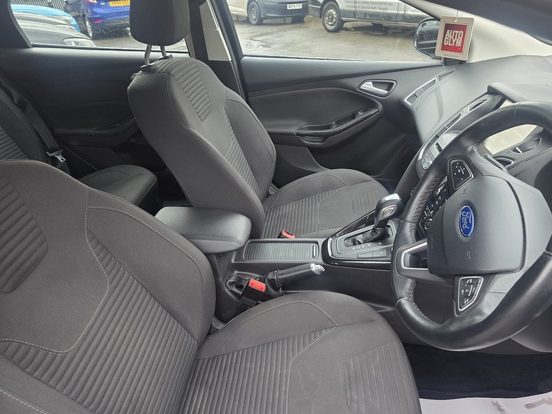 Ford Focus 1.0T EcoBoost Titanium Hatchback 5dr Petrol Auto Euro 6 (s/s) (125 ps) - U2281