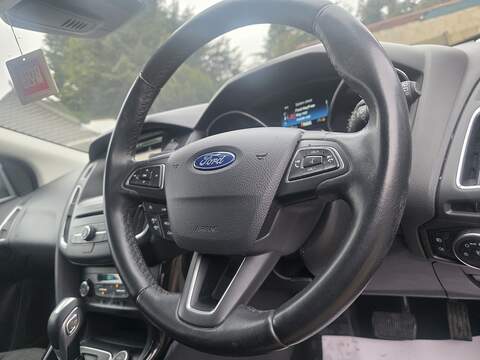 Ford Focus 1.0T EcoBoost Titanium Hatchback 5dr Petrol Auto Euro 6 (s/s) (125 ps) - U2281