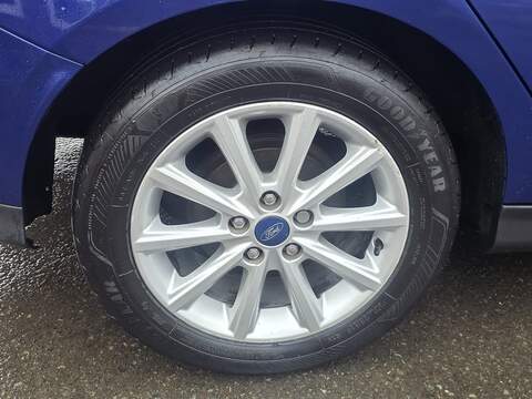 Ford Focus 1.0T EcoBoost Titanium Hatchback 5dr Petrol Auto Euro 6 (s/s) (125 ps) - U2281