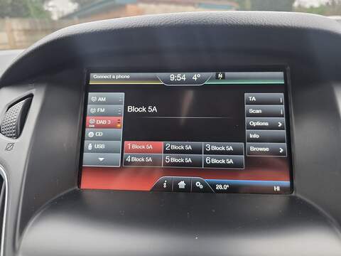 Ford Focus 1.0T EcoBoost Titanium Hatchback 5dr Petrol Auto Euro 6 (s/s) (125 ps) - U2281