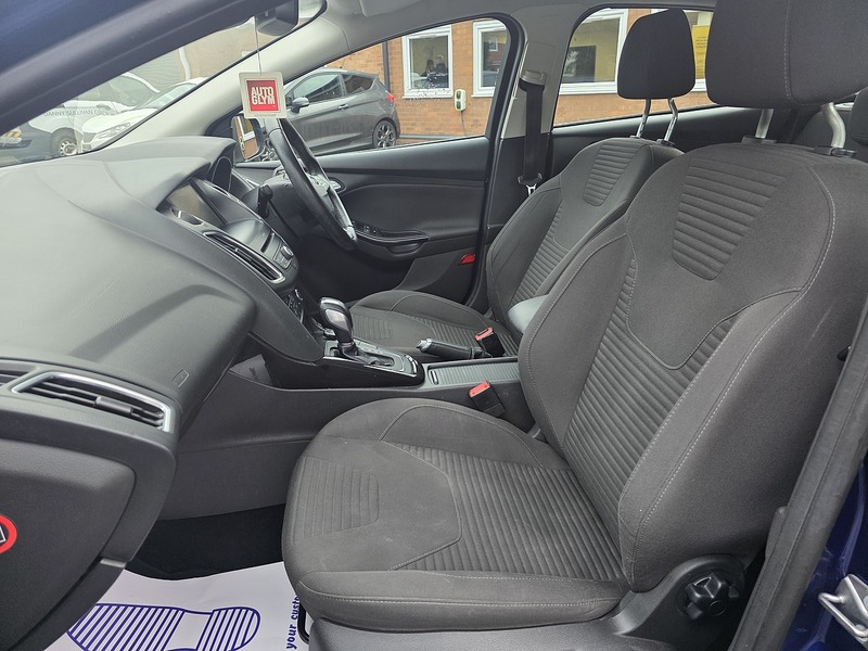 Ford Focus 1.0T EcoBoost Titanium Hatchback 5dr Petrol Auto Euro 6 (s/s) (125 ps) - U2281