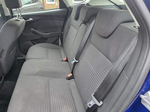 Ford Focus 1.0T EcoBoost Titanium Hatchback 5dr Petrol Auto Euro 6 (s/s) (125 ps) - U2281