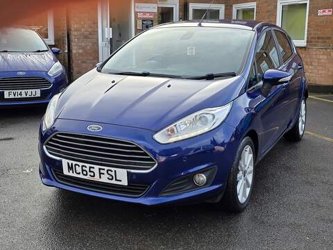 Ford Fiesta 1.0T EcoBoost Titanium Hatchback 5dr Petrol Powershift Euro 6 (100 ps) - U2291