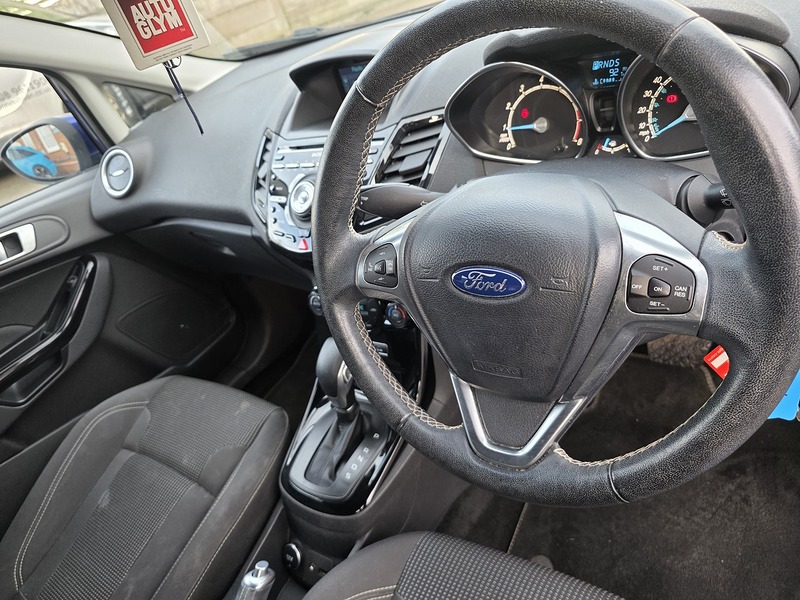 Ford Fiesta 1.0T EcoBoost Titanium Hatchback 5dr Petrol Powershift Euro 6 (100 ps) - U2291