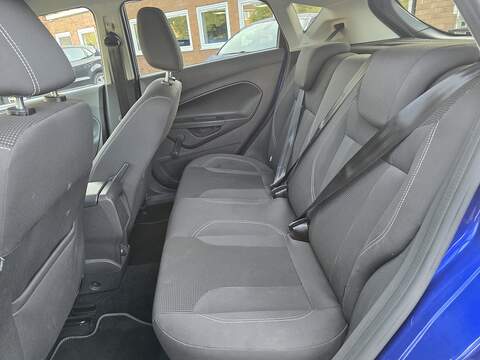 Ford Fiesta 1.0T EcoBoost Titanium Hatchback 5dr Petrol Powershift Euro 6 (100 ps) - U2291