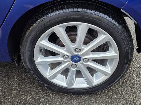 Ford Fiesta 1.0T EcoBoost Titanium Hatchback 5dr Petrol Powershift Euro 6 (100 ps) - U2291