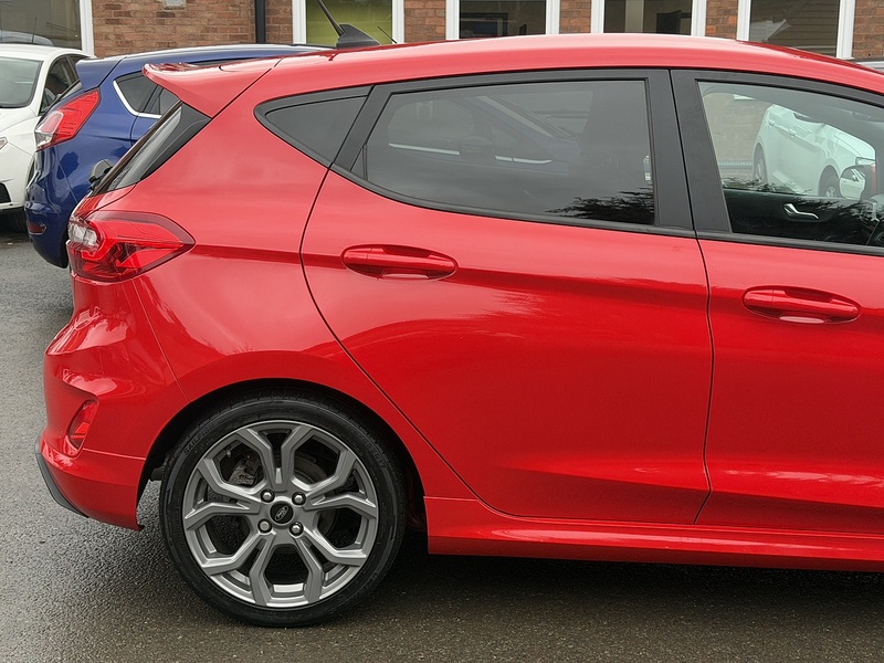 Ford Fiesta 1.0T EcoBoost GPF ST-Line X Hatchback 5dr Petrol Auto Euro 6 (s/s) (100 ps) - U2292