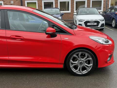 Ford Fiesta 1.0T EcoBoost GPF ST-Line X Hatchback 5dr Petrol Auto Euro 6 (s/s) (100 ps) - U2292