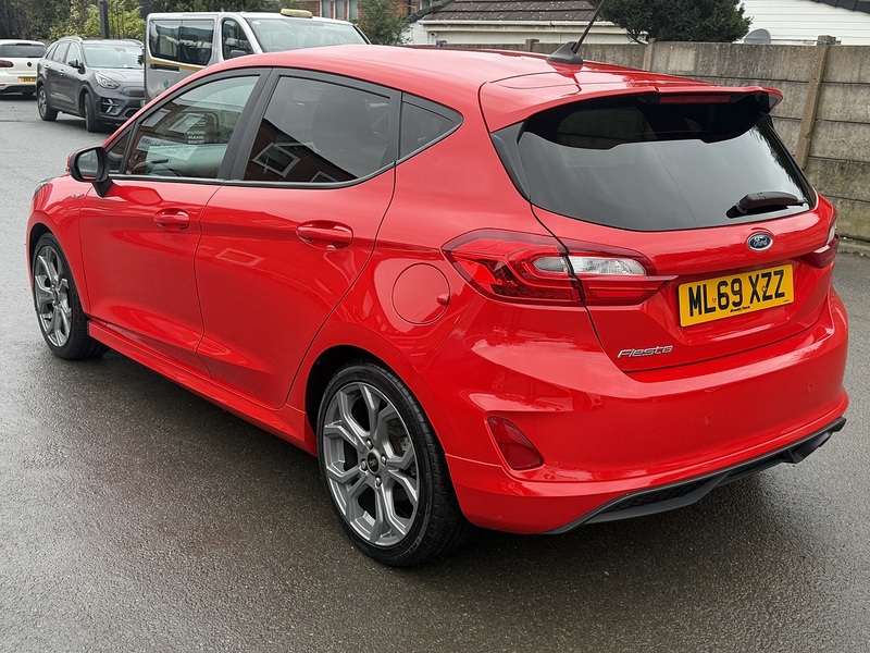 Ford Fiesta 1.0T EcoBoost GPF ST-Line X Hatchback 5dr Petrol Auto Euro 6 (s/s) (100 ps) - U2292