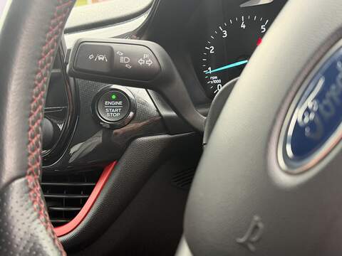 Ford Fiesta 1.0T EcoBoost GPF ST-Line X Hatchback 5dr Petrol Auto Euro 6 (s/s) (100 ps) - U2292