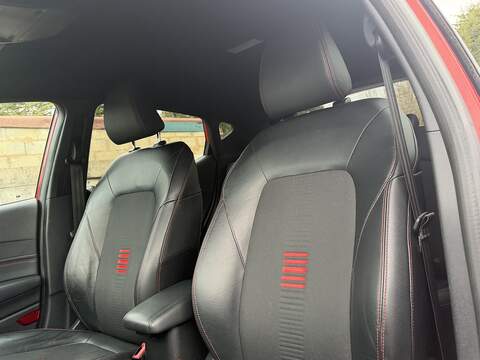 Ford Fiesta 1.0T EcoBoost GPF ST-Line X Hatchback 5dr Petrol Auto Euro 6 (s/s) (100 ps) - U2292