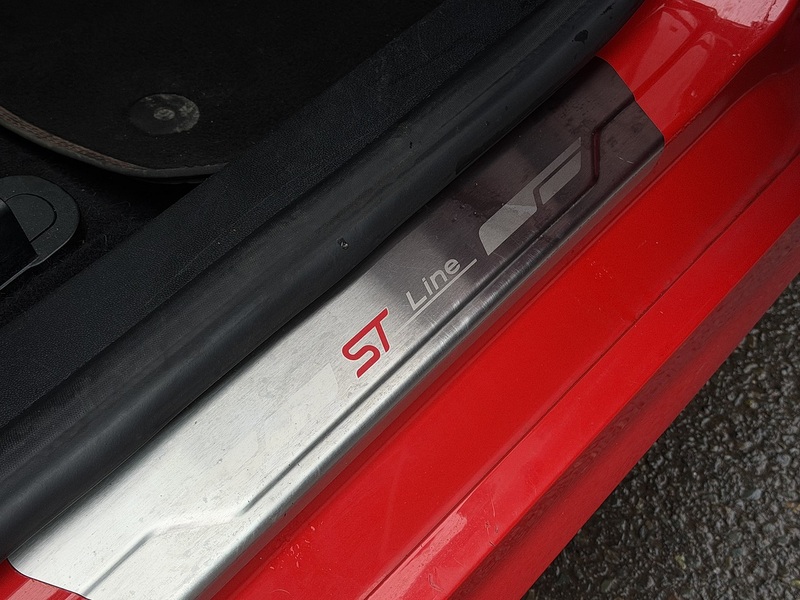 Ford Fiesta 1.0T EcoBoost GPF ST-Line X Hatchback 5dr Petrol Auto Euro 6 (s/s) (100 ps) - U2292