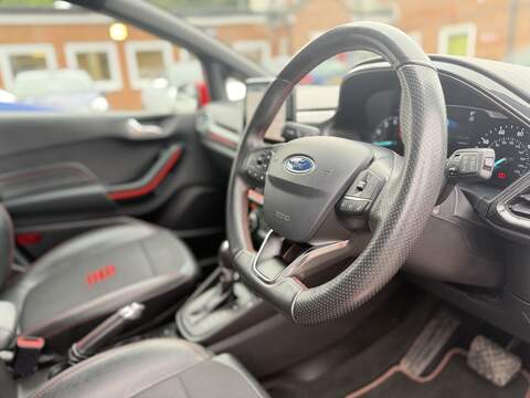 Ford Fiesta 1.0T EcoBoost GPF ST-Line X Hatchback 5dr Petrol Auto Euro 6 (s/s) (100 ps) - U2292