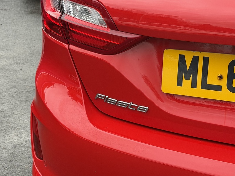 Ford Fiesta 1.0T EcoBoost GPF ST-Line X Hatchback 5dr Petrol Auto Euro 6 (s/s) (100 ps) - U2292