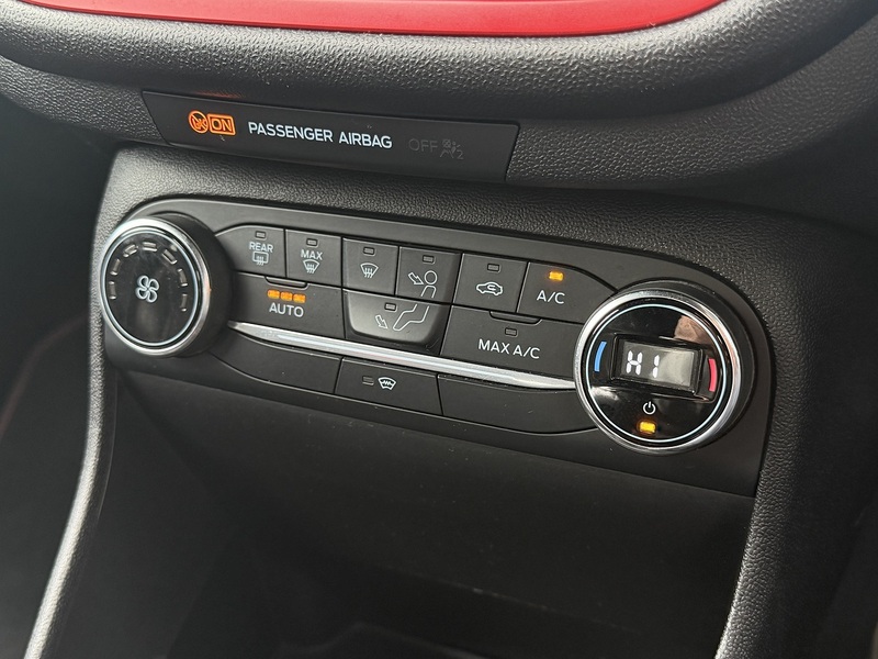 Ford Fiesta 1.0T EcoBoost GPF ST-Line X Hatchback 5dr Petrol Auto Euro 6 (s/s) (100 ps) - U2292