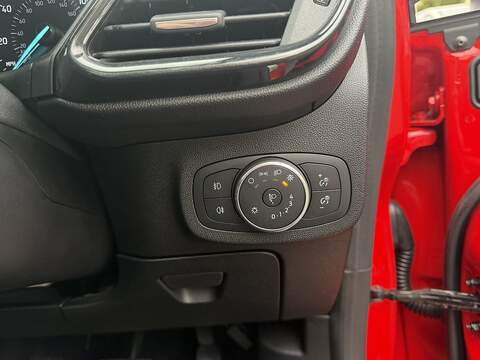 Ford Fiesta 1.0T EcoBoost GPF ST-Line X Hatchback 5dr Petrol Auto Euro 6 (s/s) (100 ps) - U2292