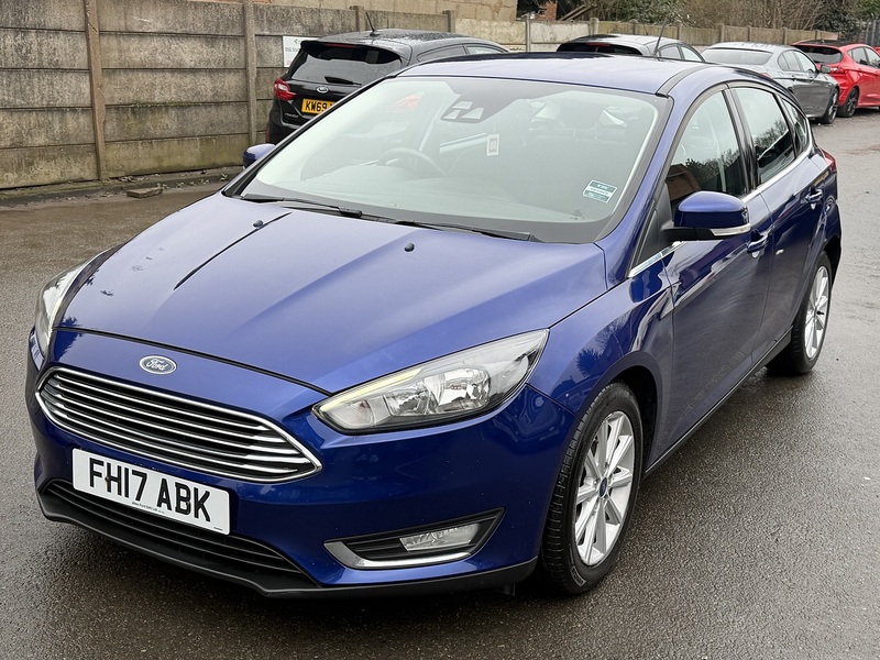 Ford Focus 1.0T EcoBoost Titanium Hatchback 5dr Petrol Auto Euro 6 (s/s) (125 ps) - U2295