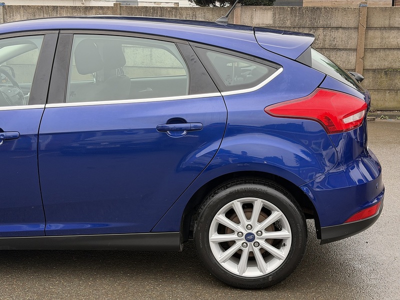 Ford Focus 1.0T EcoBoost Titanium Hatchback 5dr Petrol Auto Euro 6 (s/s) (125 ps) - U2295