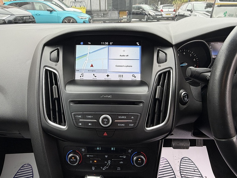 Ford Focus 1.0T EcoBoost Titanium Hatchback 5dr Petrol Auto Euro 6 (s/s) (125 ps) - U2295