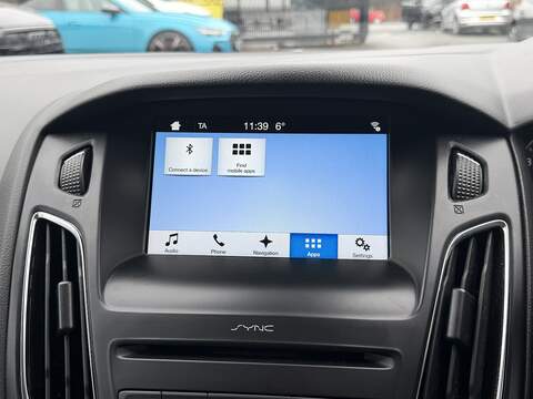 Ford Focus 1.0T EcoBoost Titanium Hatchback 5dr Petrol Auto Euro 6 (s/s) (125 ps) - U2295