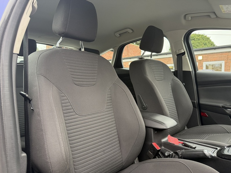 Ford Focus 1.0T EcoBoost Titanium Hatchback 5dr Petrol Auto Euro 6 (s/s) (125 ps) - U2295