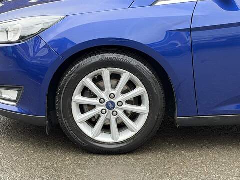 Ford Focus 1.0T EcoBoost Titanium Hatchback 5dr Petrol Auto Euro 6 (s/s) (125 ps) - U2295
