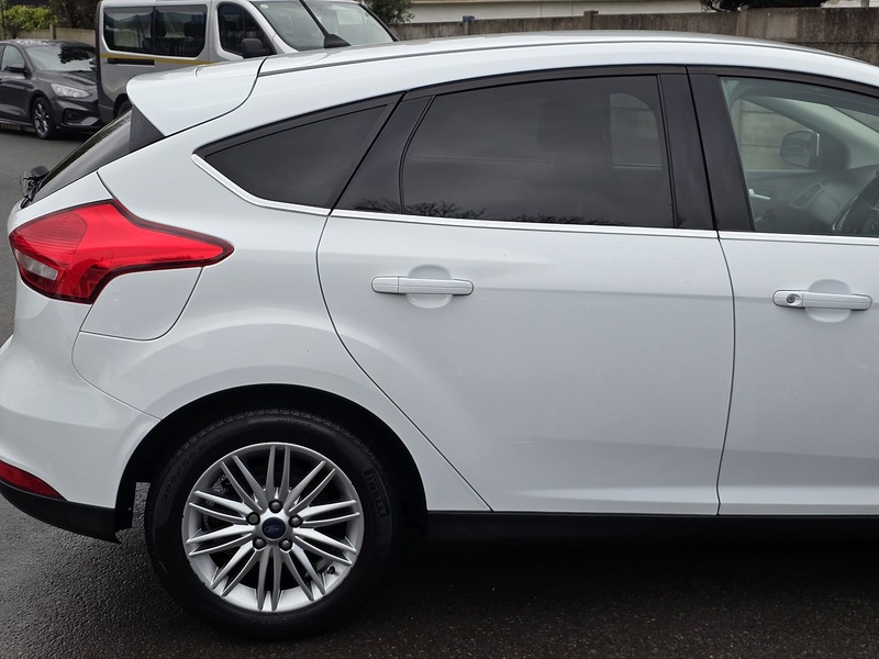 Ford Focus 1.0T EcoBoost Zetec Edition Hatchback 5dr Petrol Auto Euro 6 (s/s) (125 ps) - U2297