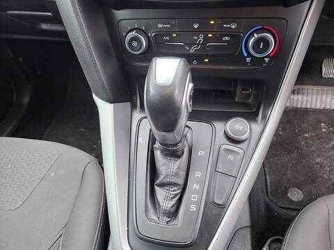 Ford Focus 1.0T EcoBoost Zetec Edition Hatchback 5dr Petrol Auto Euro 6 (s/s) (125 ps) - U2297