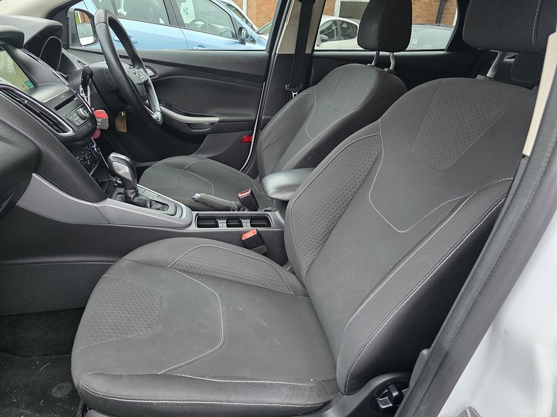 Ford Focus 1.0T EcoBoost Zetec Edition Hatchback 5dr Petrol Auto Euro 6 (s/s) (125 ps) - U2297