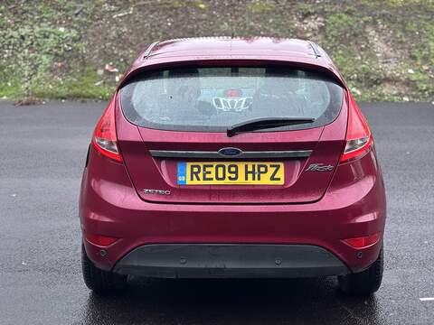Ford Fiesta Zetec - U2298