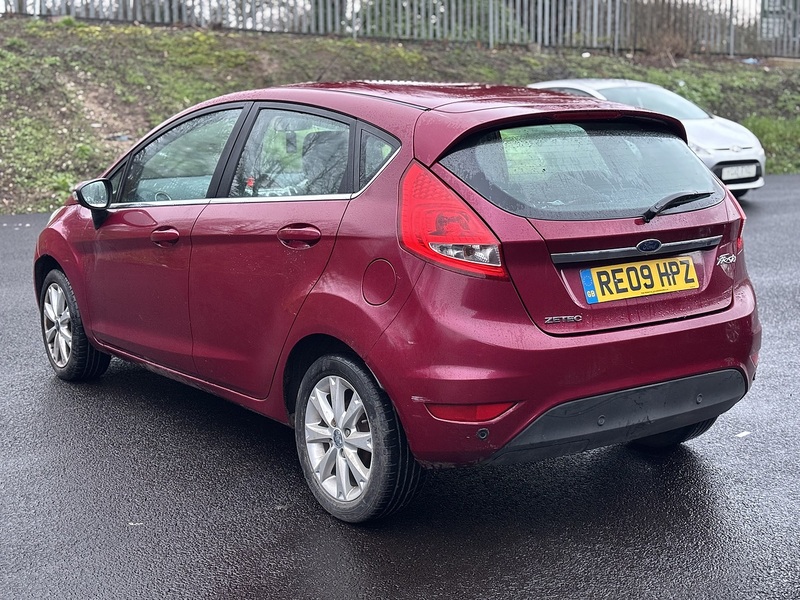 Ford Fiesta Zetec - U2298