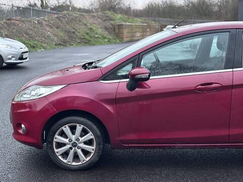 Ford Fiesta Zetec - U2298