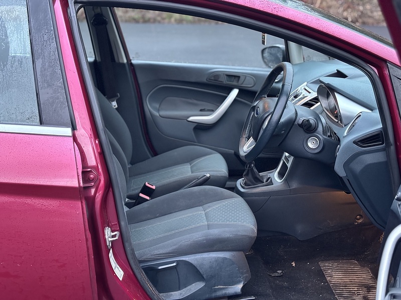 Ford Fiesta Zetec - U2298