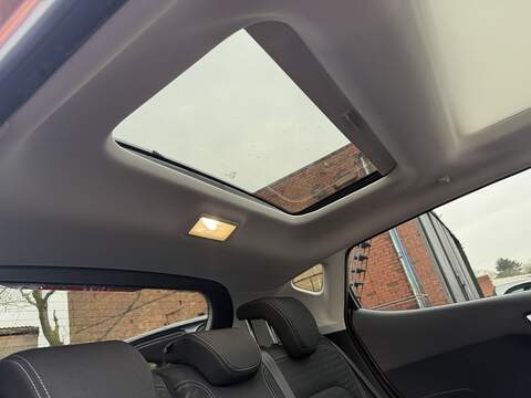 Ford Fiesta 1.0T EcoBoost Titanium B&O Play Series Hatchback 5dr Petrol Auto Euro 6 (s/s) (100 ps) - U2300