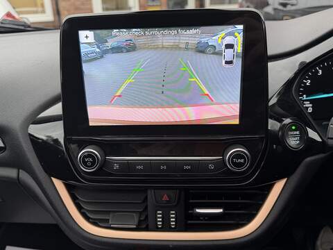 Ford Fiesta 1.0T EcoBoost Titanium B&O Play Series Hatchback 5dr Petrol Auto Euro 6 (s/s) (100 ps) - U2300