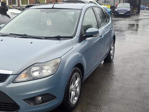 Ford Focus 1.6 Zetec Hatchback 5dr Petrol Manual (161 g/km, 99 bhp) - U2309