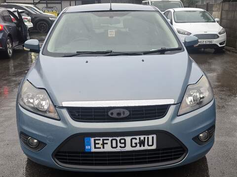 Ford Focus 1.6 Zetec Hatchback 5dr Petrol Manual (161 g/km, 99 bhp) - U2309